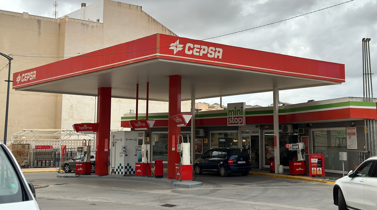 FOTO-CEPSA-CUEVAS